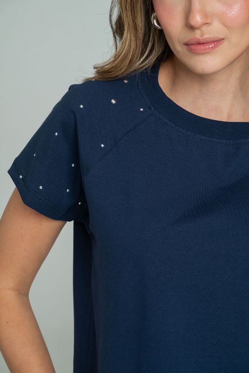 CAMISETA APLIQUE HOMBRO